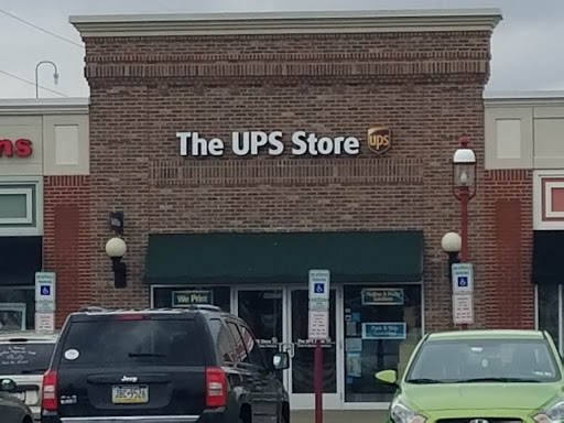 Shipping and Mailing Service «The UPS Store», reviews and photos