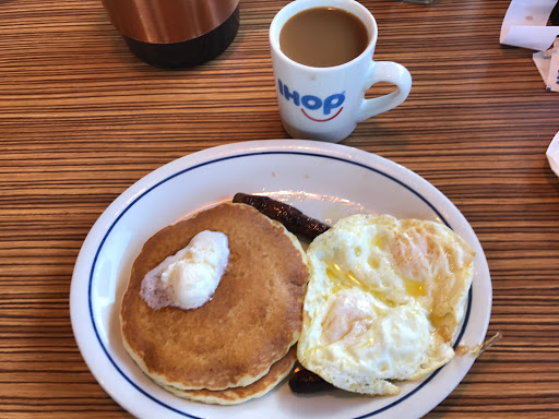 Restaurant «IHOP», reviews and photos, 2700 Greenway Dr, Jackson, MS 39204, USA