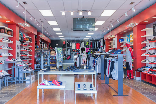 Sportswear Store «Mr Sports», reviews and photos, 100 Broadway, Elmwood Park, NJ 07407, USA