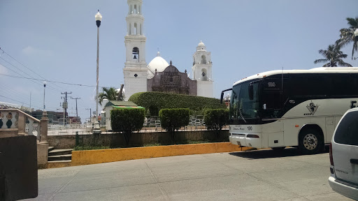 Parroquia de la Asunción, Hidalgo 300, Centro, 93650 Tlapacoyan, Ver., México, Iglesia católica | VER