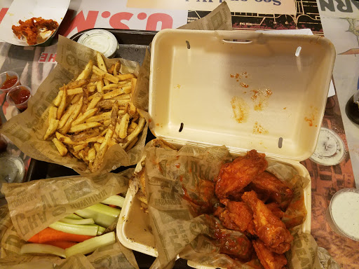 Chicken Wings Restaurant «Wingstop», reviews and photos, 8450 Edgewater Dr, Oakland, CA 94621-1482, USA