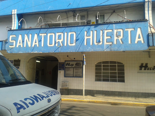 Sanatorio Huerta, Calle 11 231, Centro, 94500 Córdoba, Ver., México, Hospital | VER