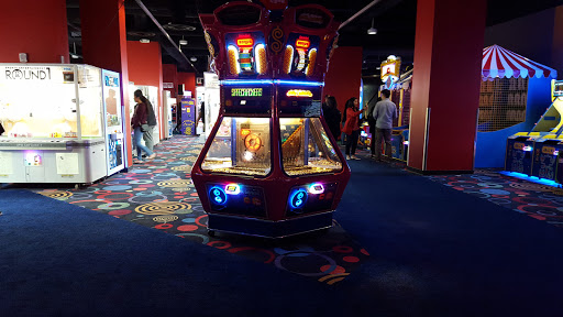 Video Arcade «Round 1», reviews and photos