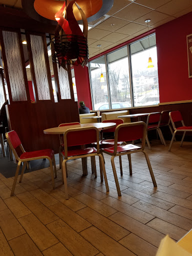 Fast Food Restaurant «Burger King», reviews and photos, 265 E Main St, Elmsford, NY 10523, USA