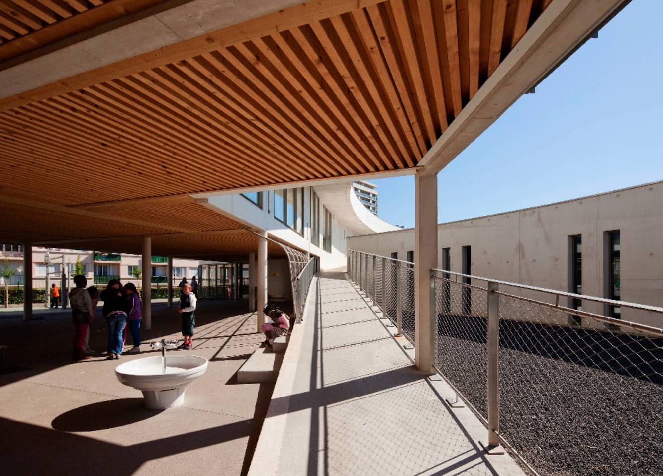 09-École-Jean-Moulin-by-Richard+Schoeller