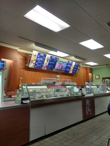 Ice Cream Shop «Baskin-Robbins», reviews and photos, 1422 E Main Ave, Puyallup, WA 98372, USA