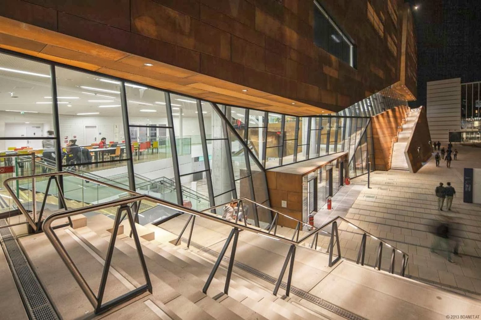 Teaching Center by BUSarchitektur