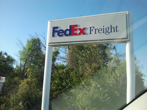 Mailing Service «FedEx Freight», reviews and photos, 3951 New Town Blvd, St Charles, MO 63301, USA