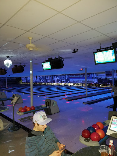 Bowling Alley «Flahertys Arden Bowl», reviews and photos, 1273 County Rd E, Arden Hills, MN 55112, USA