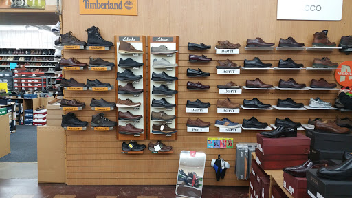 Shoe Store «Bob Jones Shoes», reviews and photos, 1914 Grand Blvd, Kansas City, MO 64108, USA