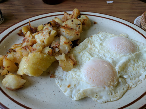 Restaurant «Eggplatter Diner», reviews and photos, 161 Crooks Ave, Paterson, NJ 07503, USA