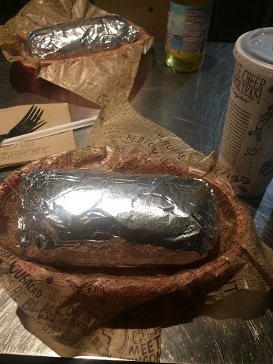 Mexican Restaurant «Chipotle Mexican Grill», reviews and photos, 616 Fellsway, Medford, MA 02155, USA