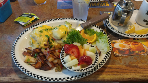American Restaurant «Davis Black Bear Diner», reviews and photos, 255 2nd St, Davis, CA 95616, USA