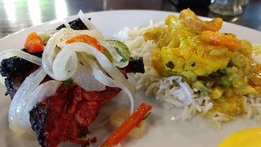 Restaurant «Zeera Indian Restaurant», reviews and photos, 1311 E Broad St, Fuquay Varina, NC 27526, USA