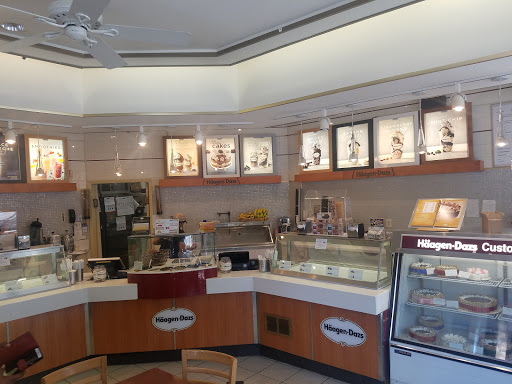Ice Cream Shop «Häagen-Dazs® Ice Cream Shop», reviews and photos, 109 7th Ave, Brooklyn, NY 11215, USA