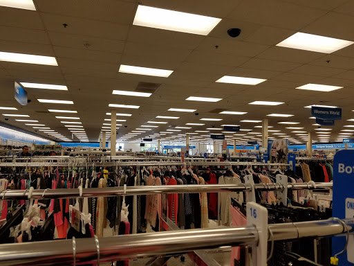 Clothing Store «Ross Dress for Less», reviews and photos, 3255 SW Cedar Hills Blvd, Beaverton, OR 97005, USA