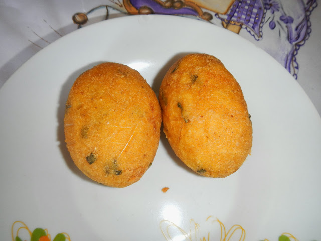 Bolinho de Frango Capotado Bolinho de frango Capotado