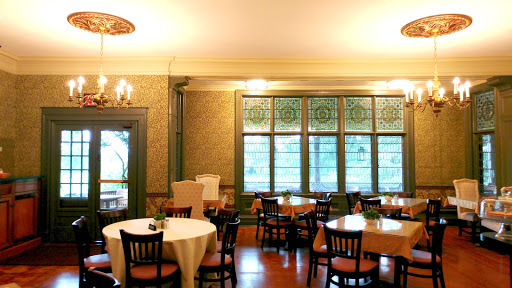 Restaurant «The Hidden Oak Café», reviews and photos, 440 Montauk Hwy, Great River, NY 11739, USA