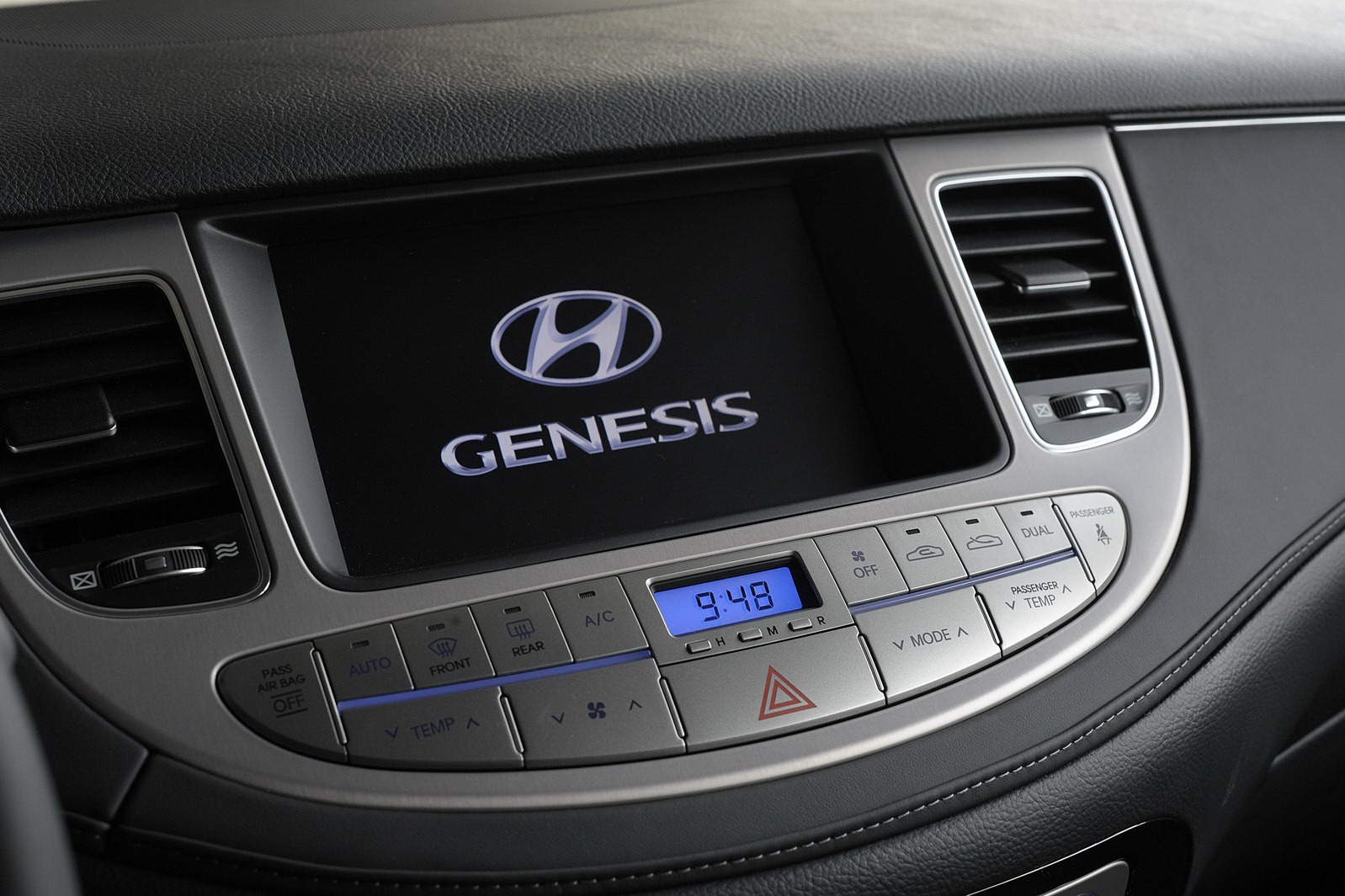 [Hyundai-Genesis-4%255B2%255D.jpg]