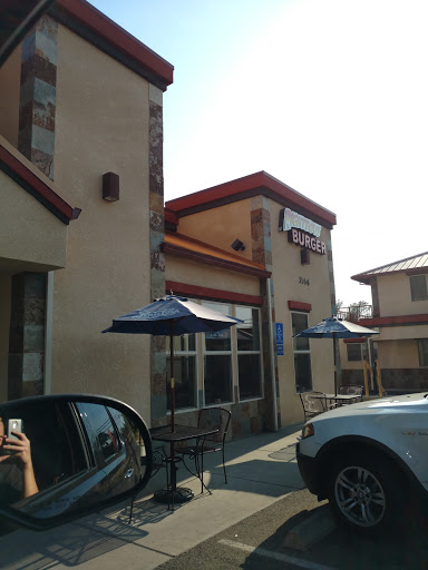 American Restaurant «Righteous Burger», reviews and photos, 3166 Olive Hwy, Oroville, CA 95966, USA