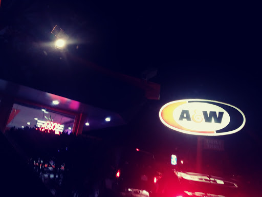 American Restaurant «A&W», reviews and photos, 3741 Redwood Hwy, San Rafael, CA 94903, USA