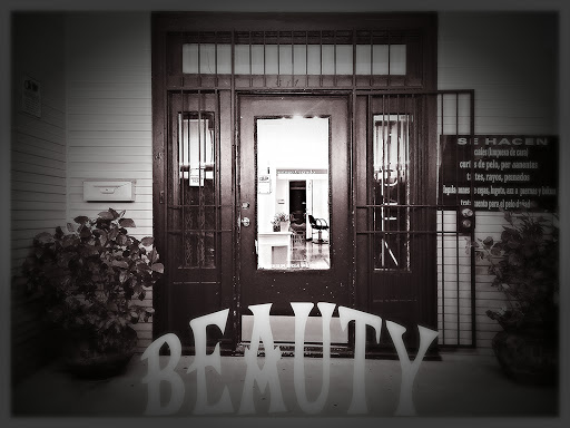 Beauty Salon «Evolucion Beauty Salon», reviews and photos, 511 W 12th St, Dallas, TX 75208, USA