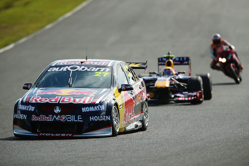 Superbike, V8 Supercars и Red Bull F1 на одной трассе на фестивале Top Gear в Сиднее 10 марта 2013