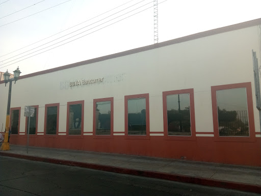 BBVA Bancomer, Padre Samano 1, Centro, 62740 Cuautla, Mor., México, Banco o cajero automático | MOR
