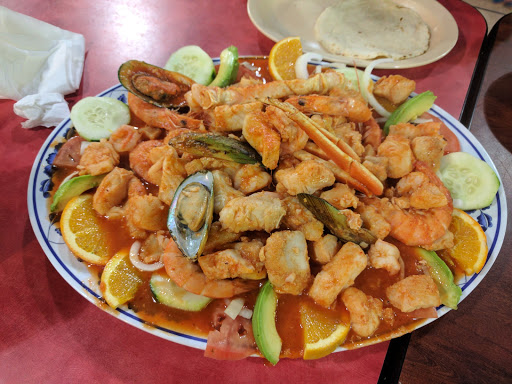 Restaurant «Taqueria Cancun Fresh & Grill», reviews and photos, 890 Renz Ln # 105, Gilroy, CA 95020, USA