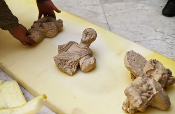 Race to save antiquities in Syria Race to save antiquities in Syria