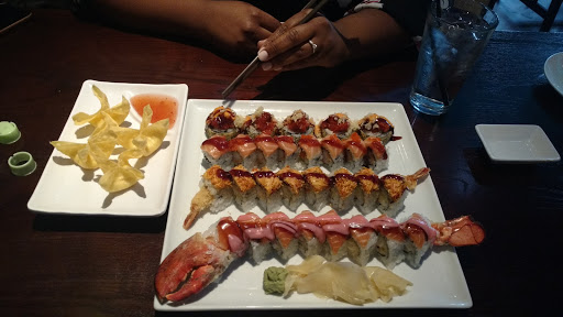 Sushi Restaurant «Bluefin Sushi and Asian Cuisine», reviews and photos, 1102 Baltimore Pike #117, Glen Mills, PA 19342, USA