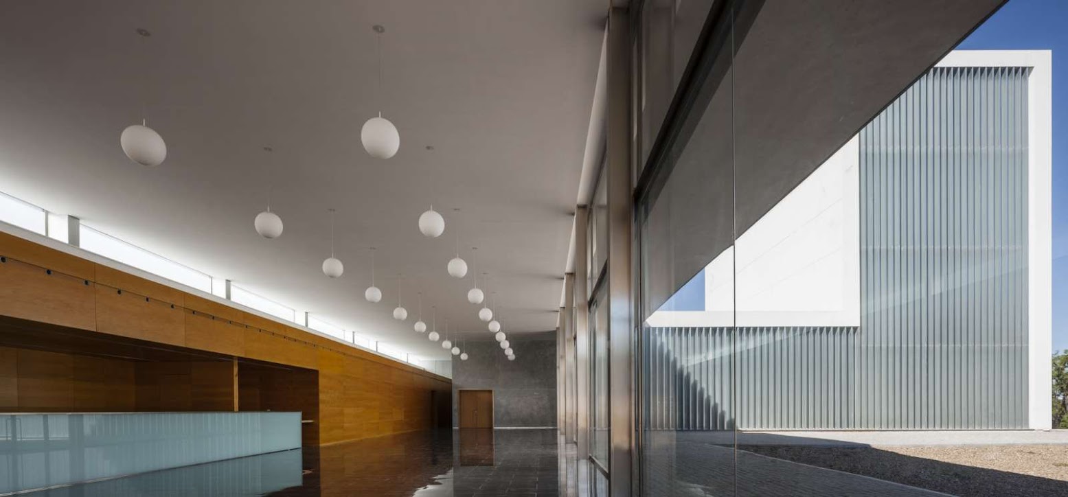 Municipal Theater by Estudio de Arquitectura Javier Terrados