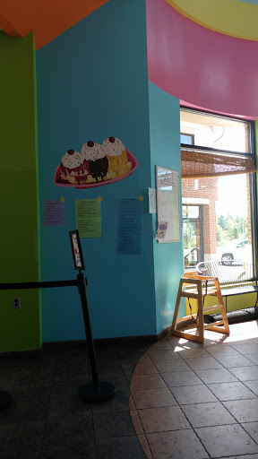 Ice Cream Shop «Swirlz Frozen Custard», reviews and photos, 1035 S Baldwin Rd, Lake Orion, MI 48360, USA