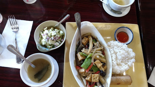 Thai Restaurant «Chang Thai Bistro», reviews and photos, 614 S Myrtle Ave, Monrovia, CA 91016, USA