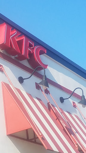 Fast Food Restaurant «KFC», reviews and photos, 1590 S Main St, Chelsea, MI 48118, USA