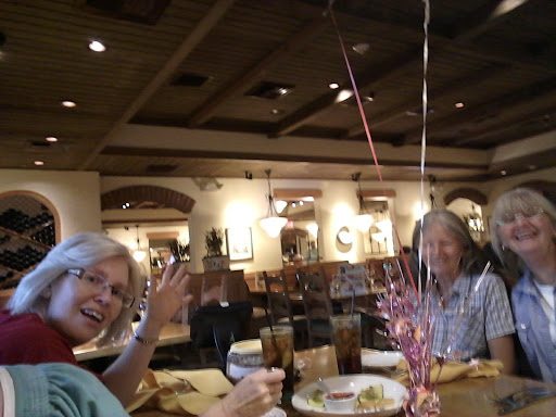 Italian Restaurant «Olive Garden», reviews and photos, 891 Foxcroft Ave, Martinsburg, WV 25401, USA