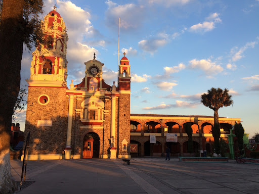 Iglesia San Mateo, Calle Gregorio Melero y Piña, San Mateo Otzacatipan, 50200 San Mateo Otzacatipan, Méx., México, Lugar de culto | EDOMEX