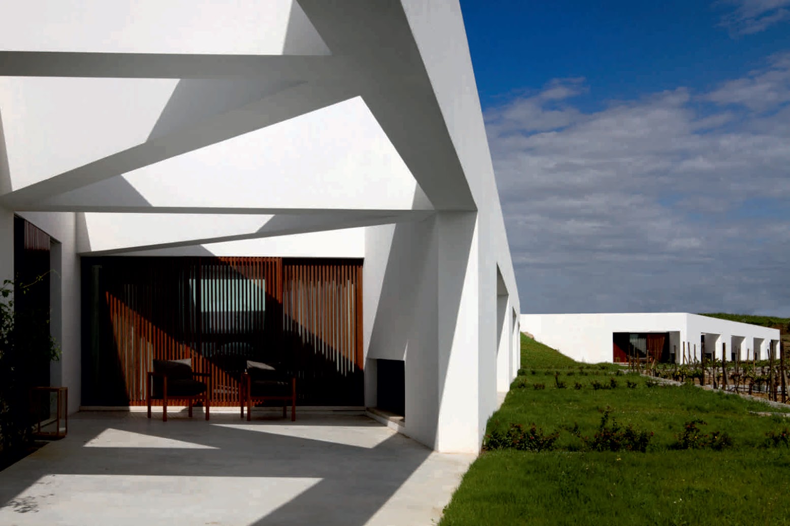 Promontorio + Studio Mk27 – Marcio Kogan