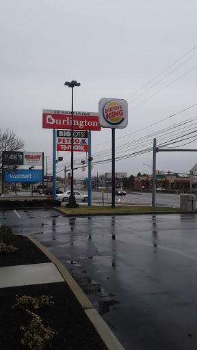 Fast Food Restaurant «Burger King», reviews and photos, 2695 MacArthur Rd, Whitehall, PA 18052, USA