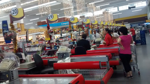 Supermercado Jacomar - Boqueirão, Rua Desembargador Antonio de Paula, 2765 - Boqueirão, Curitiba - PR, 81750-450, Brasil, Lojas_Mercearias_e_supermercados, estado Parana