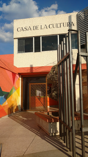 Casa de la Cultura Moroleón, Calle Salvador Díaz Mirón, Sin Nombre, 38827 Moroleón, Gto., México, Casa de la cultura | GTO