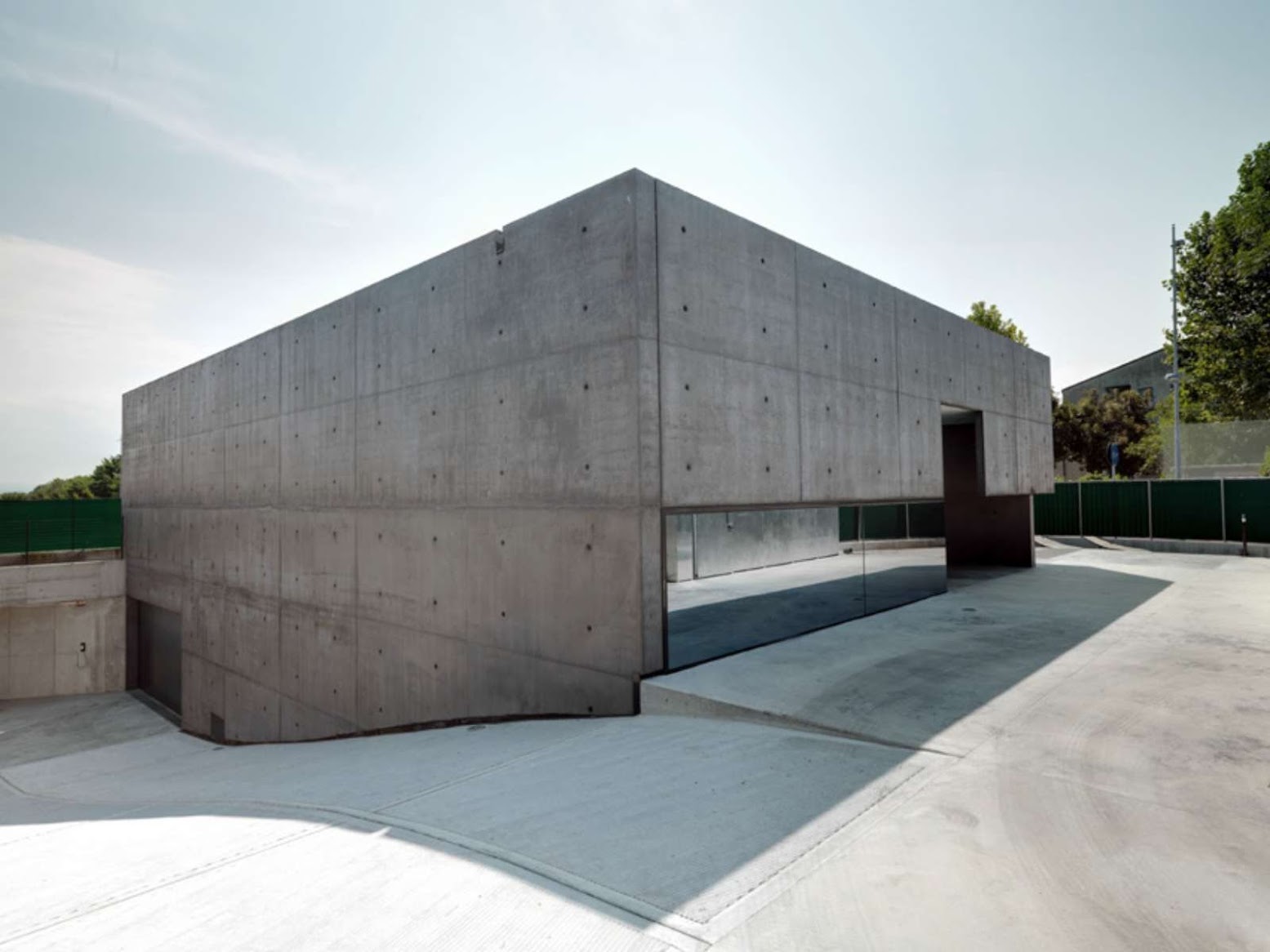 House in Urgnano by Matteo Casari Architetti