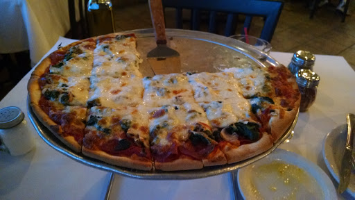 Pizza Restaurant «White Cottage Pzza-Itln Restaurant», reviews and photos, 350 N Wood Dale Rd, Wood Dale, IL 60191, USA
