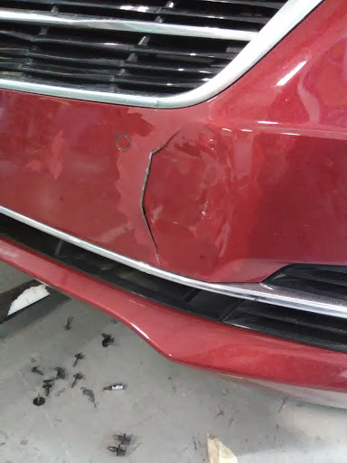 Auto Body Shop «Service King Collision Repair of Germantown», reviews and photos, 7291 Winchester Rd, Memphis, TN 38125, USA