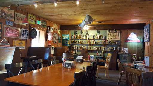American Restaurant «Trout Pub», reviews and photos, 39333 Proctor Blvd, Sandy, OR 97055, USA