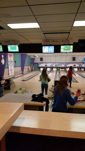 Bowling Alley «Pla-Mor Lanes & the Eleventh Frame Diner», reviews and photos, 807 4th St S, La Crosse, WI 54601, USA