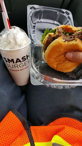 Hamburger Restaurant «Smashburger», reviews and photos, 847 Pelham Pkwy, Pelham, NY 10803, USA
