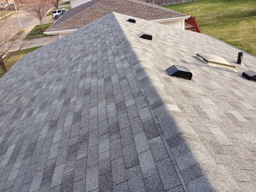 Roofing Contractor «Roof-Tech», reviews and photos, 9989 J St, Omaha, NE 68127, USA