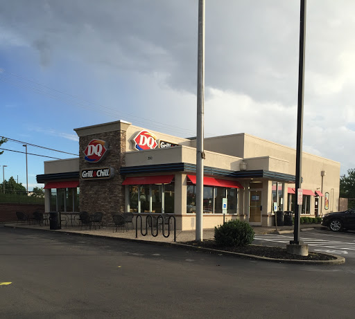 Fast Food Restaurant «DQ Grill & Chill Restaurant», reviews and photos, 350 Virginia Ave, Lexington, KY 40504, USA