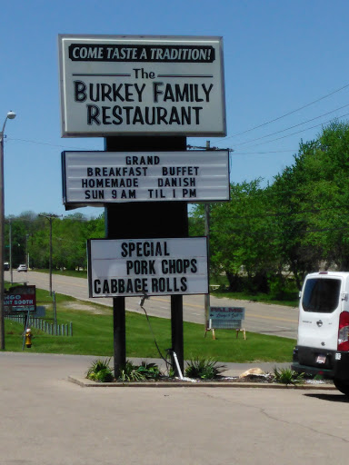 Family Restaurant «Burkey Family Restaurant», reviews and photos, 670 Shiloh Springs Rd, Dayton, OH 45415, USA